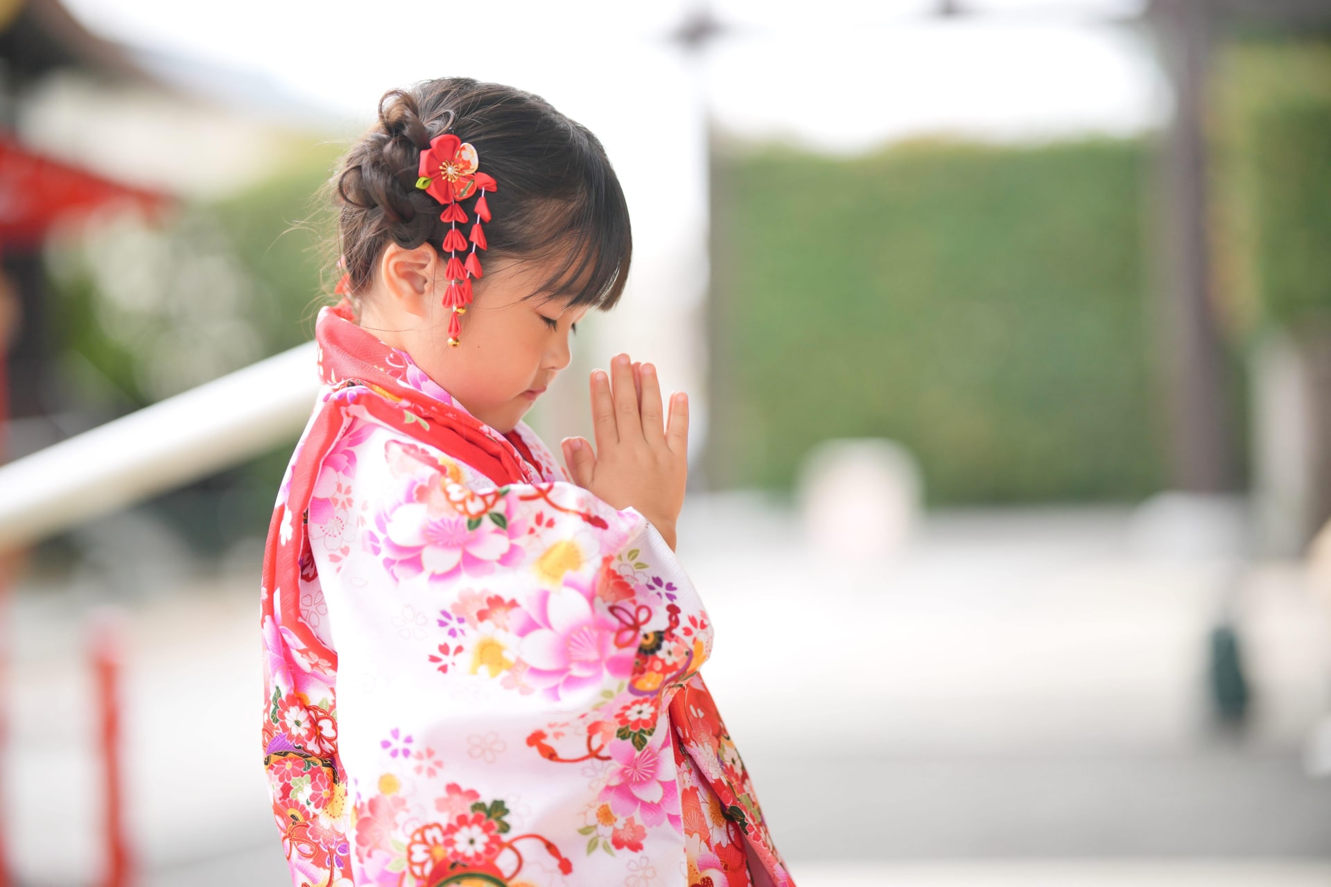合掌とは何か ― 時を超えたしぐさの意味と実践